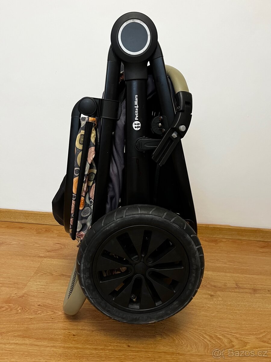 Kočárek Petite&Mars street air - 19