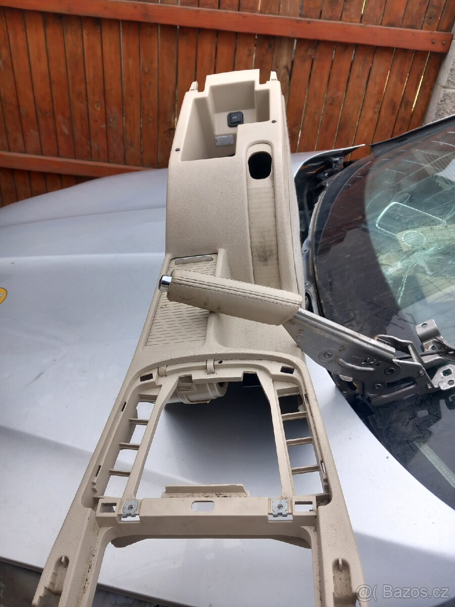 Dily skoda superb 2 řídící jednotky a další - 19