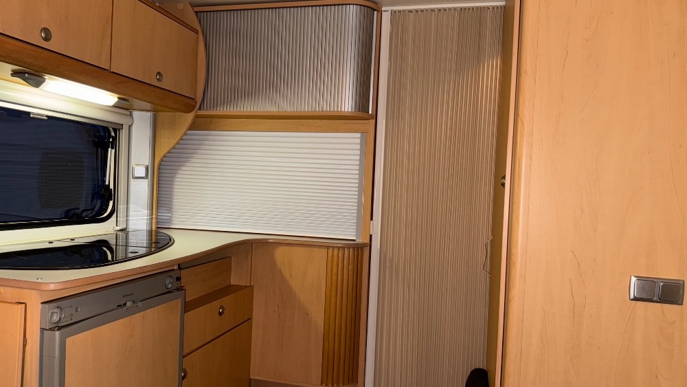 DELTA SUMMERLINER 4400 FB-STAN Easy Air-BOJLER-TOP STAV - 19