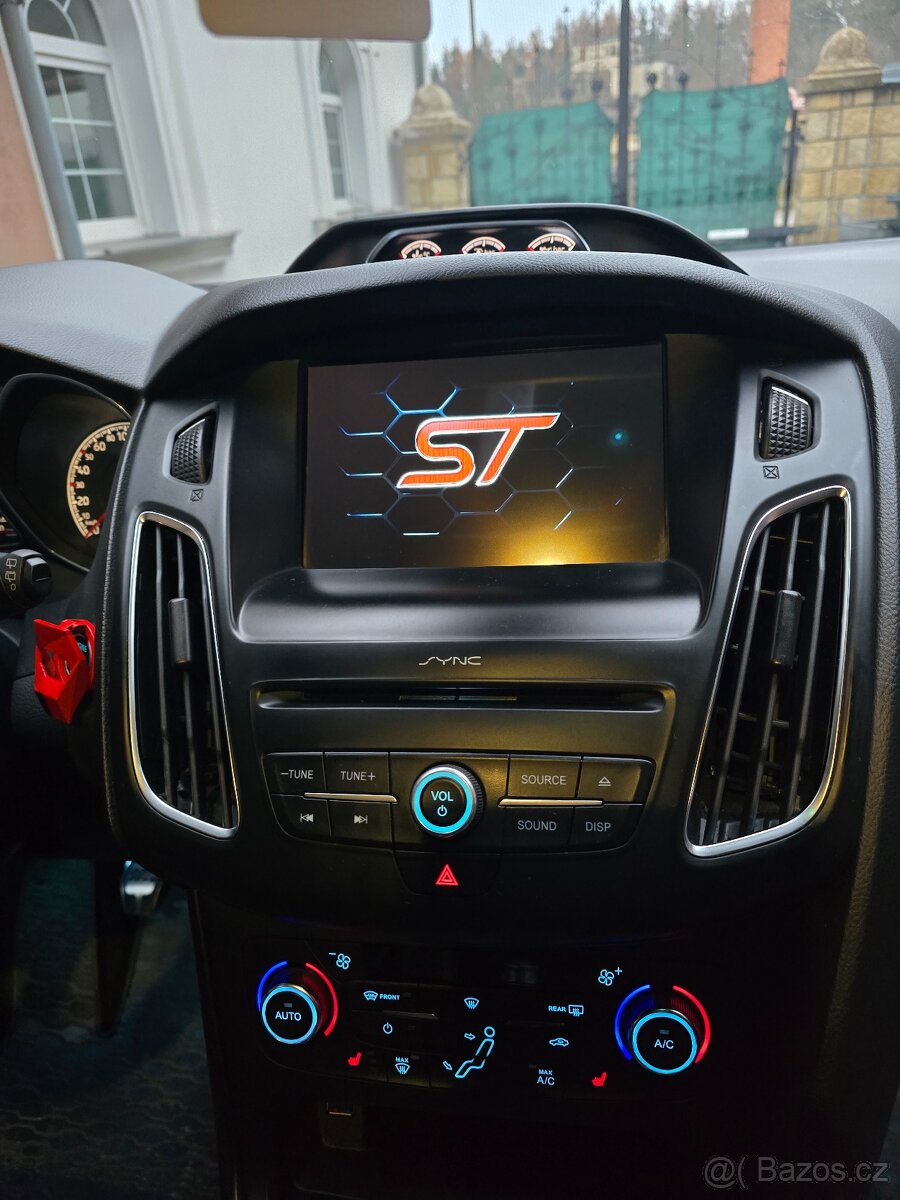 Ford Focus ST 250 ecoboost - 19