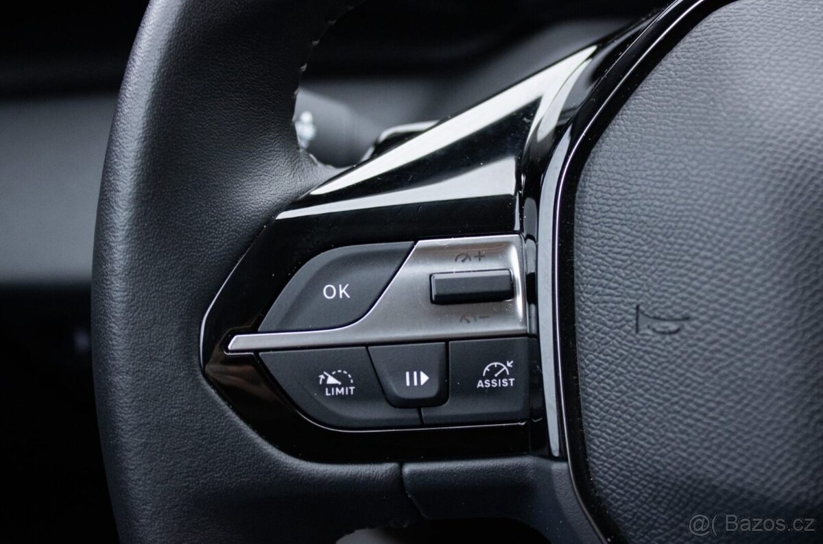 Peugeot 308 1.2 PureTech, AT8, 96kW - 19