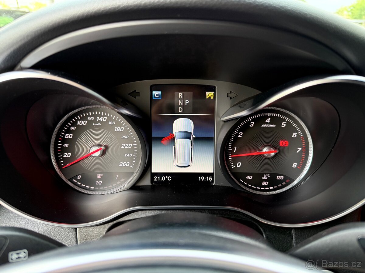 Mercedes GLC 250 AMG line / 2018 / 4x4 - 19