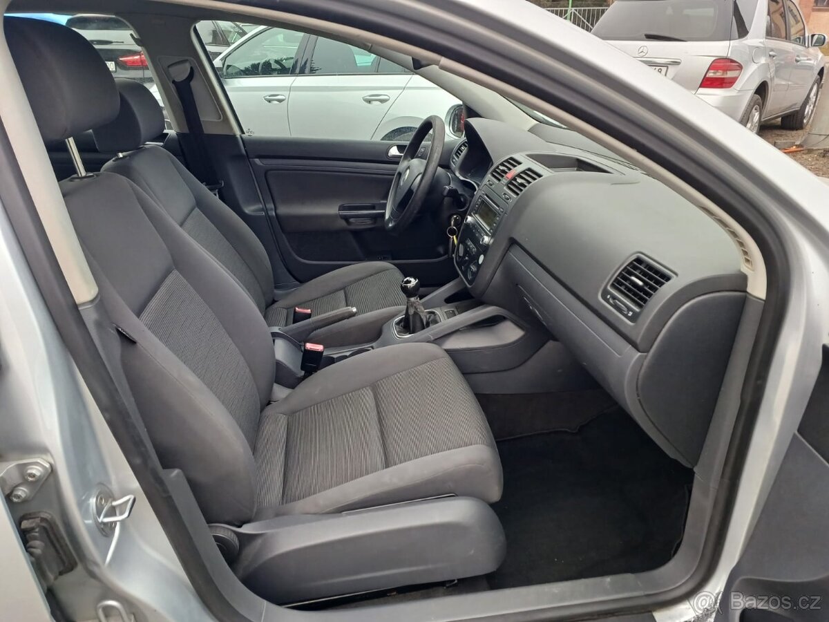 VW GOLF 5, 1.4i, ALU, 5 Dveří, r.v.12/2005 - 19