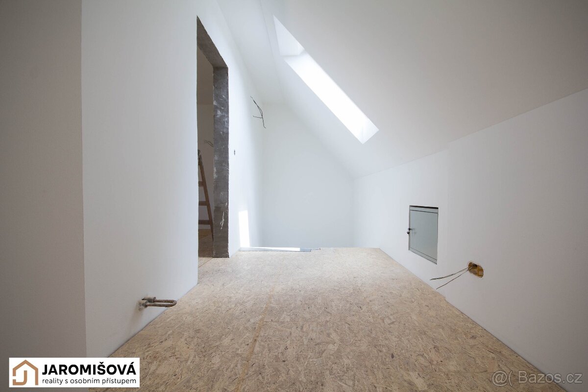 Prodej rodinného domu 107 m², pozemek 469 m² - 19