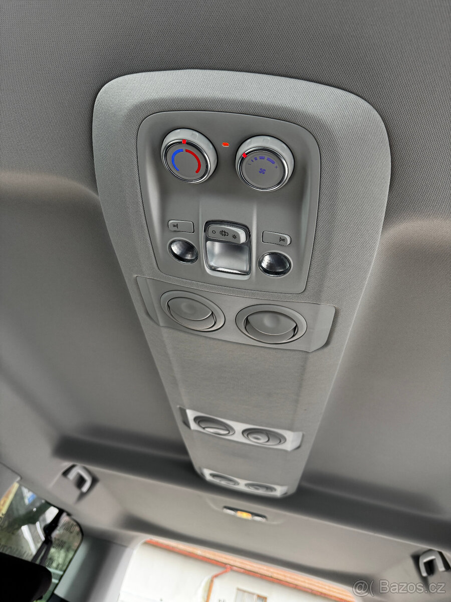 Toyota Proace kombi, 2.0 D4-D, L2, 8 míst, záruka do 9/2028 - 19