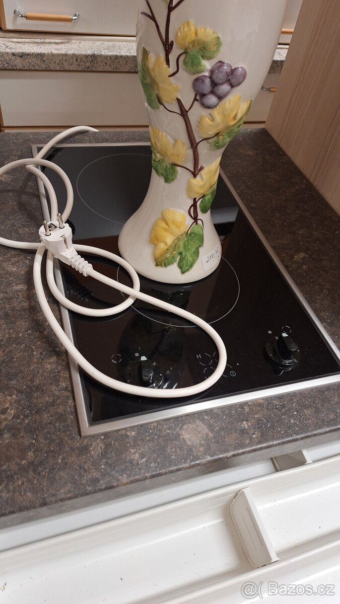 Malá 2m kuchyňská linka německé výroby - 19