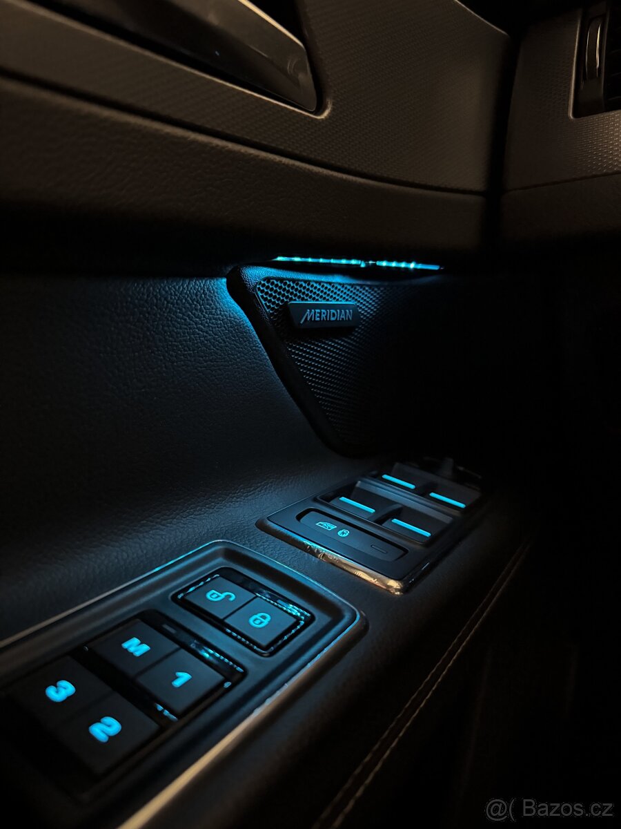 Jaguar XF 3.0D V6 R-SPORT - 19