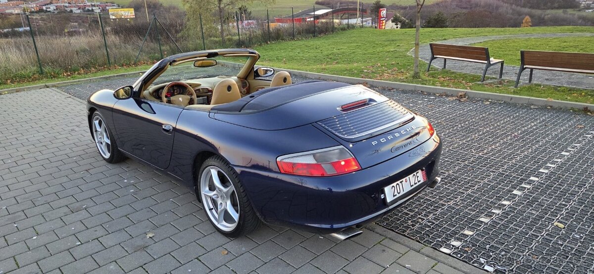 2003 Porsche 911 Carrera Cabrio 3.6 - 19