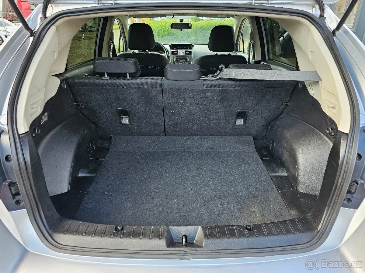 SUBARU XV 2014 1.6 84kW AWD 4x4,TEMPOMAT,VÝHŘEVY,SERVISKA - 19