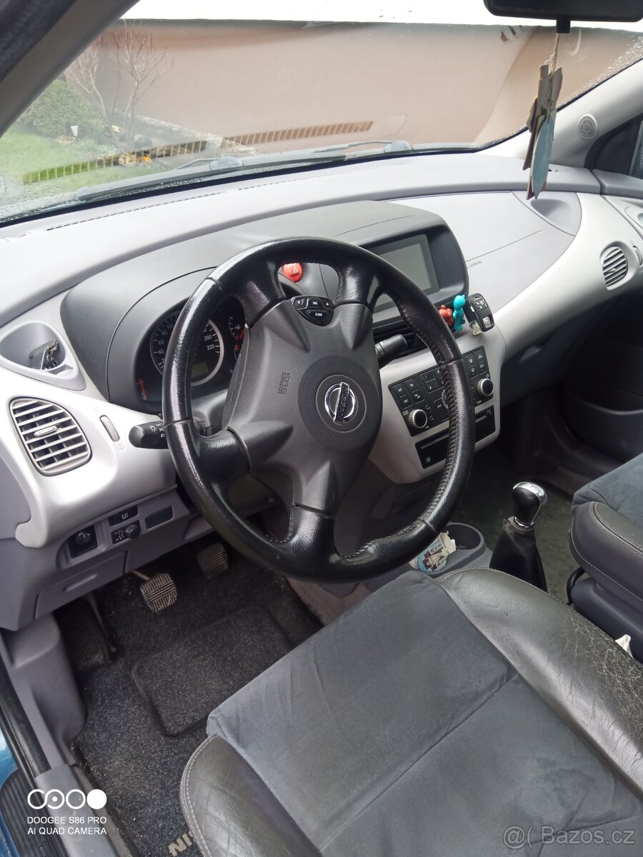 Nissan almera Tino 1,8 - 19