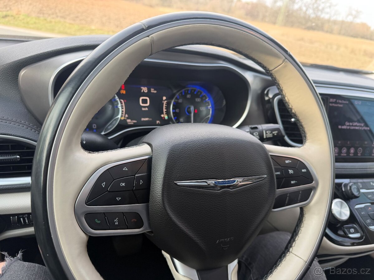 Chrysler Pacifica 3,6 RU Panorama Limited 2018 DPH - 19