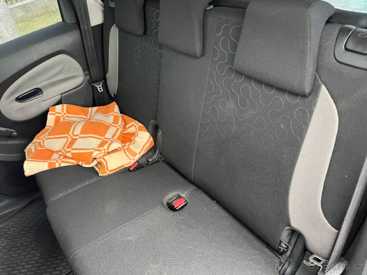 Citroën C3 Picasso 1.4 benzín+LPG - 19