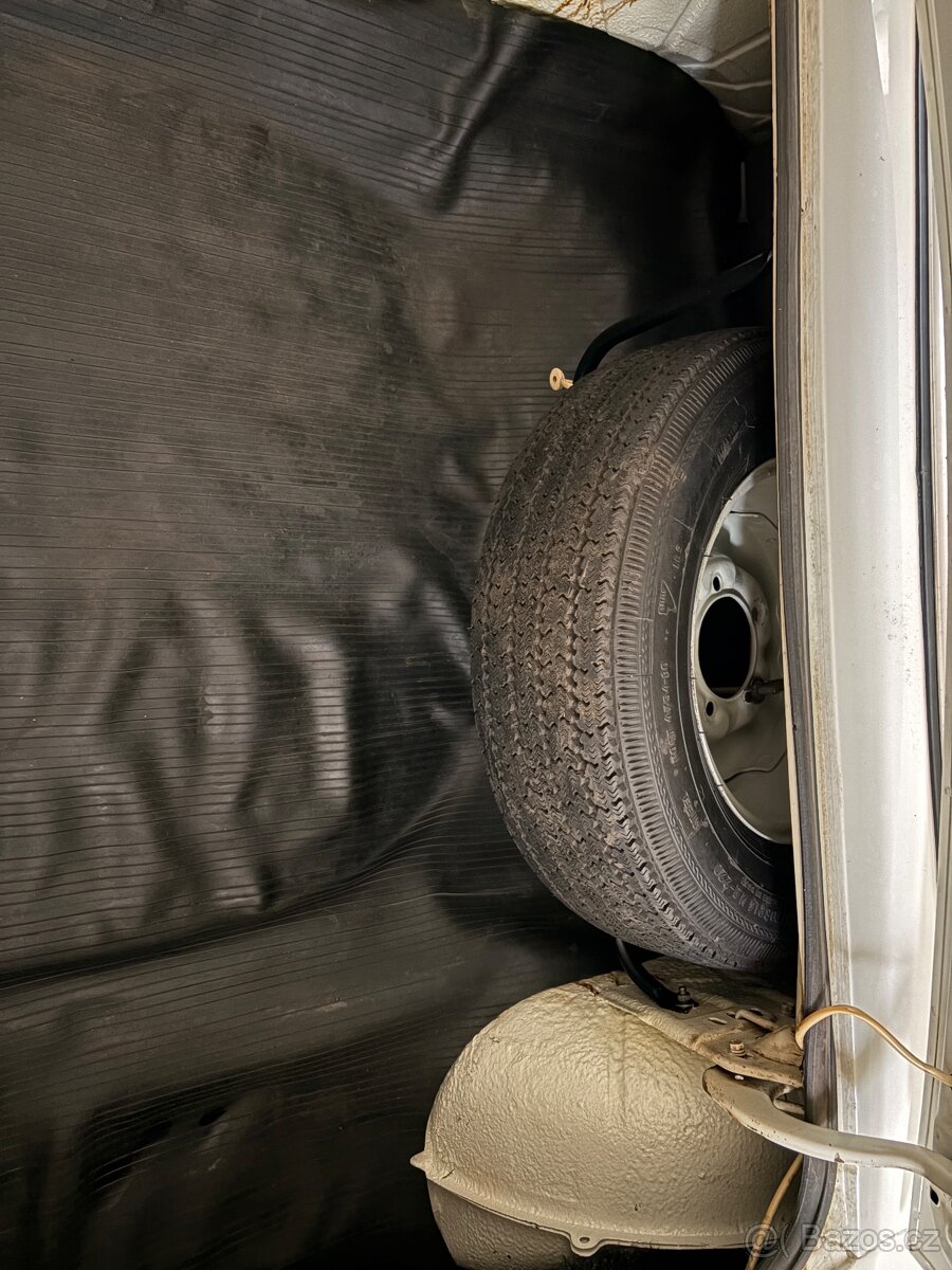GAZ 24-10 Volha - 19