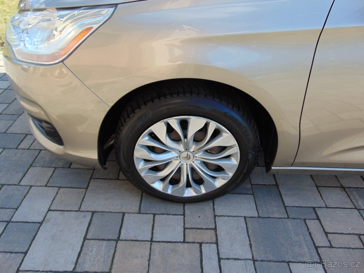 CITROEN C4 1.4 VTi 70KW,PŮVOD ČR,1.MAJ.,SERVISKA - 19