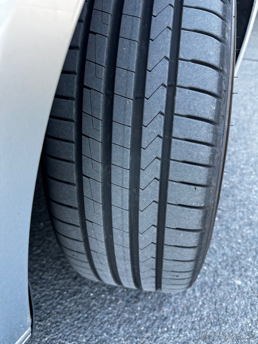 Maxi 2.0tdi 103kw DSG 7-míst, 253000km, Webasto na DO - 19