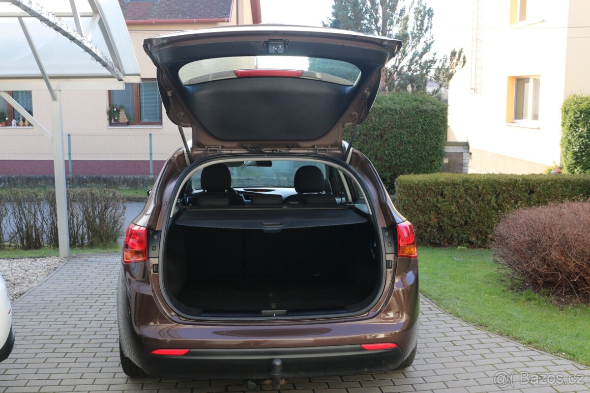 Kia Ceed 1.4 73KW, ČR ,TAŽNÉ, klima - 19