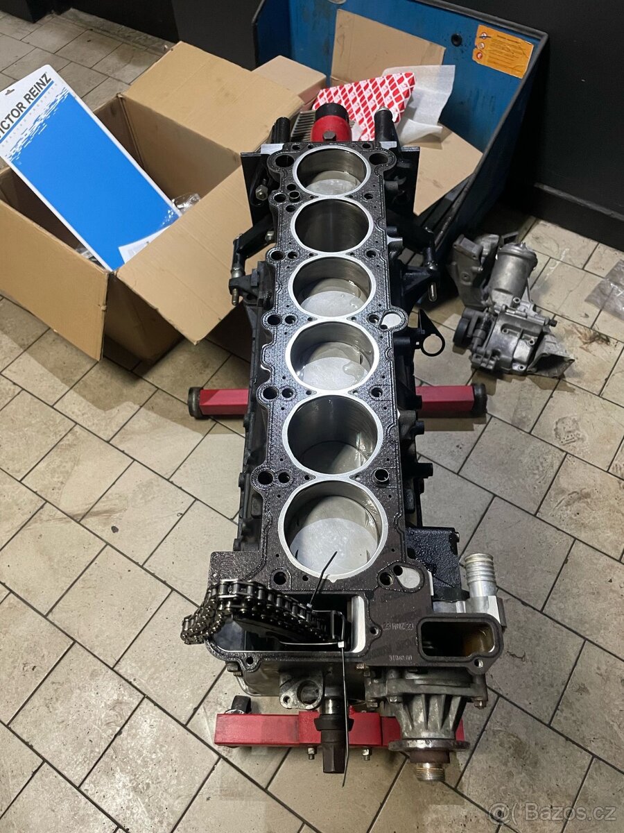 BMW E34 525i m50b25 - 19