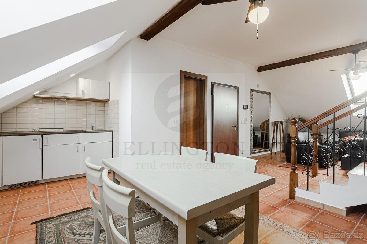 RD, 715m2, Praha 4 - Kunratice - 19