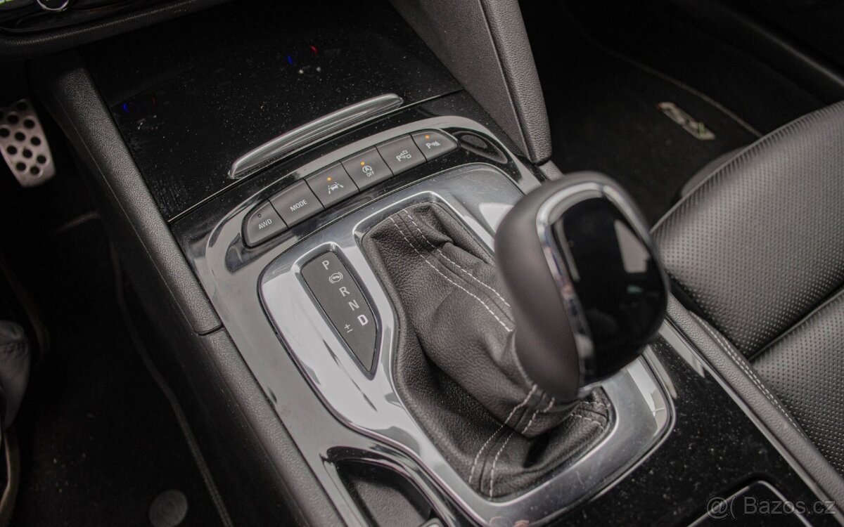 Opel Insignia ST 2.0 Turbo S GSi 4x4 A/T - 19