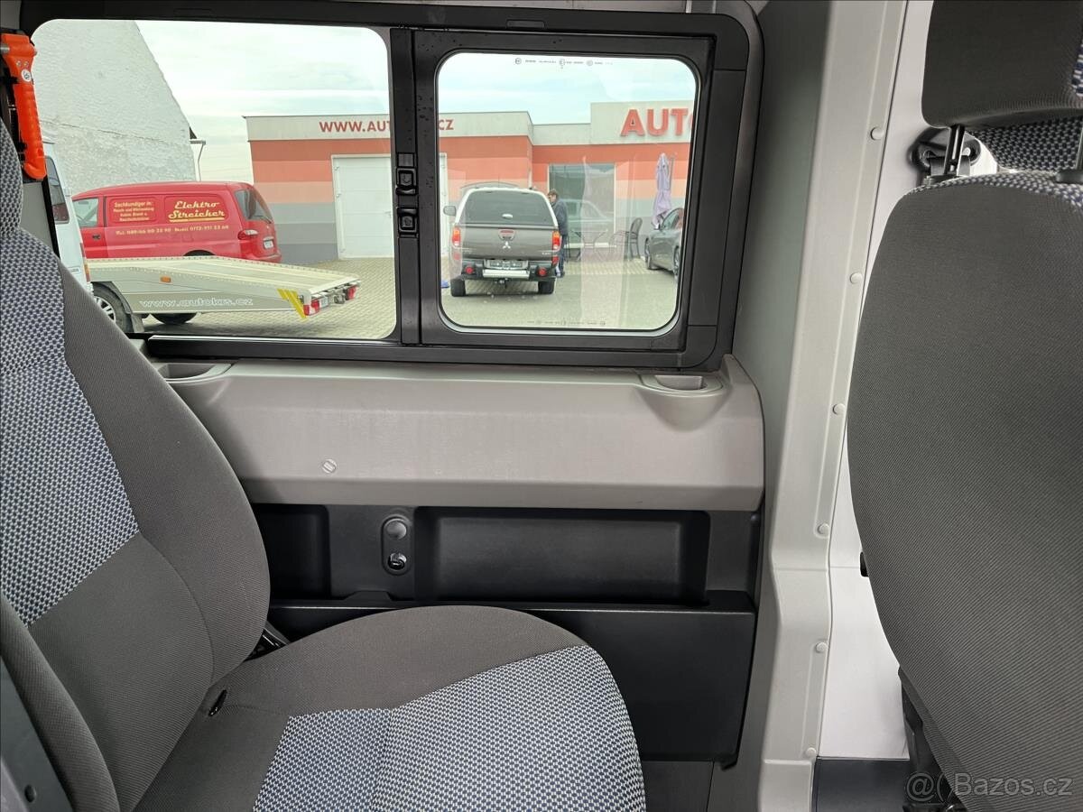 Peugeot Boxer 2,2HDi 120PS 9 MÍST,LUXUSBUS,PANORAMA - 19