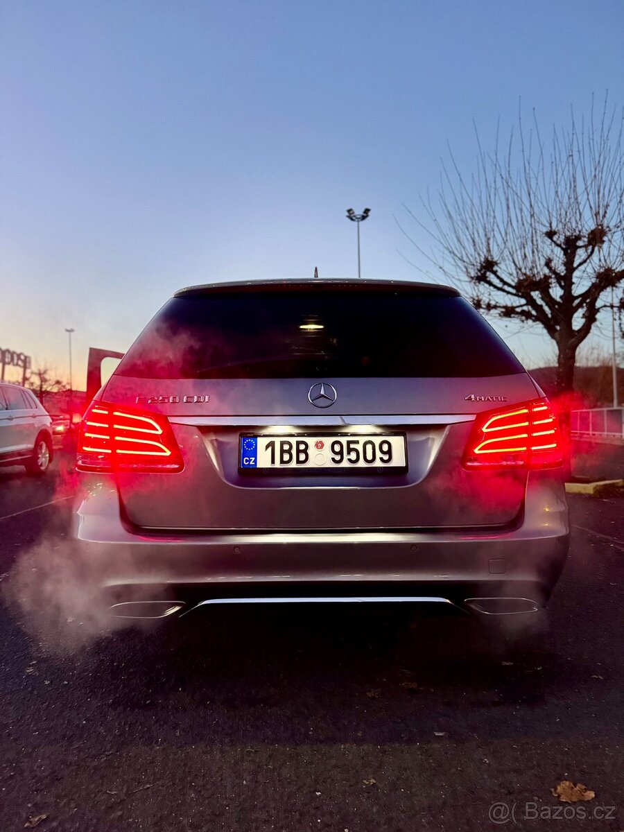 Mercedes-Benz E 250 CDI 4MATIC 2015 - 19