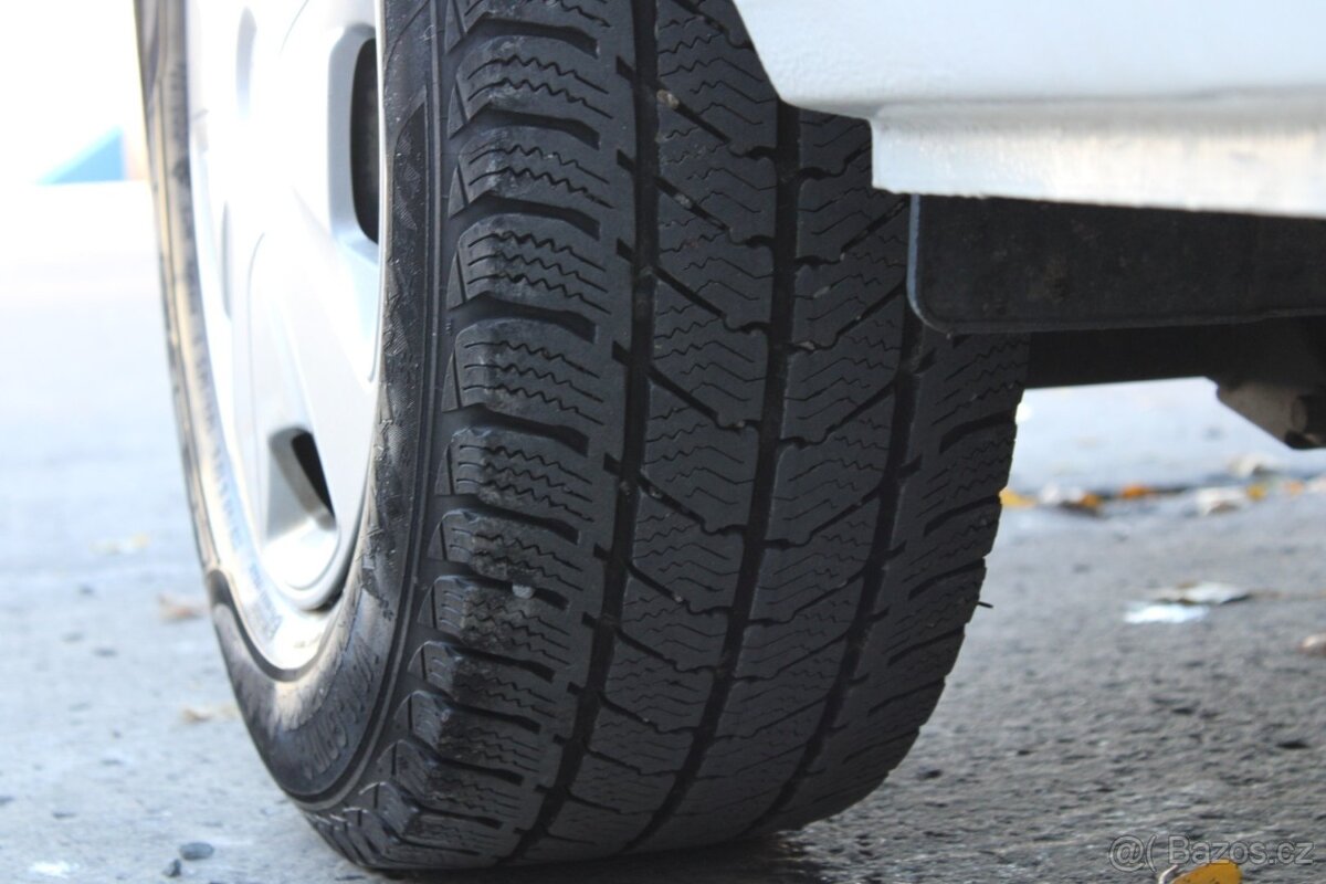 Ford Transit Custom 2.0 96 kW, A/C, KLIMA, TAŽNÉ - 19