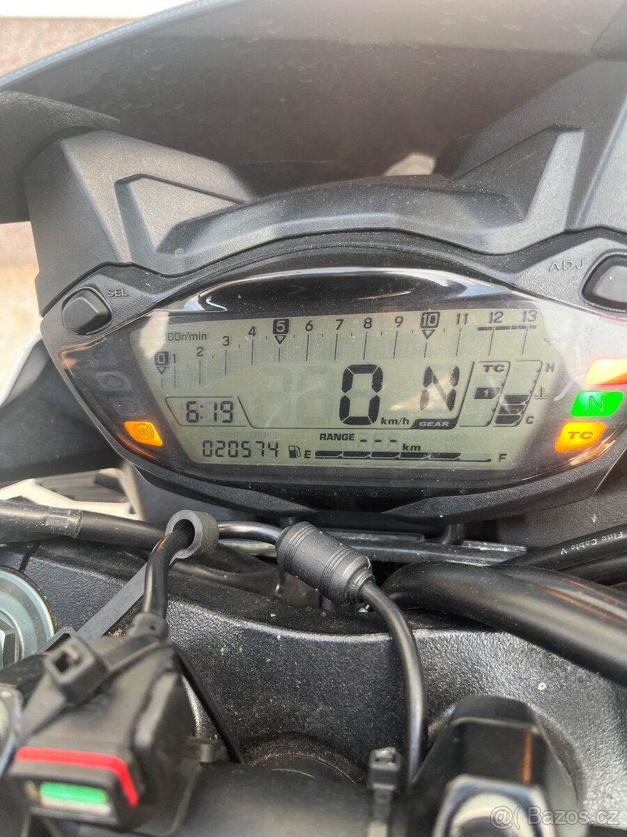 Suzuki gsx-s750 - 19