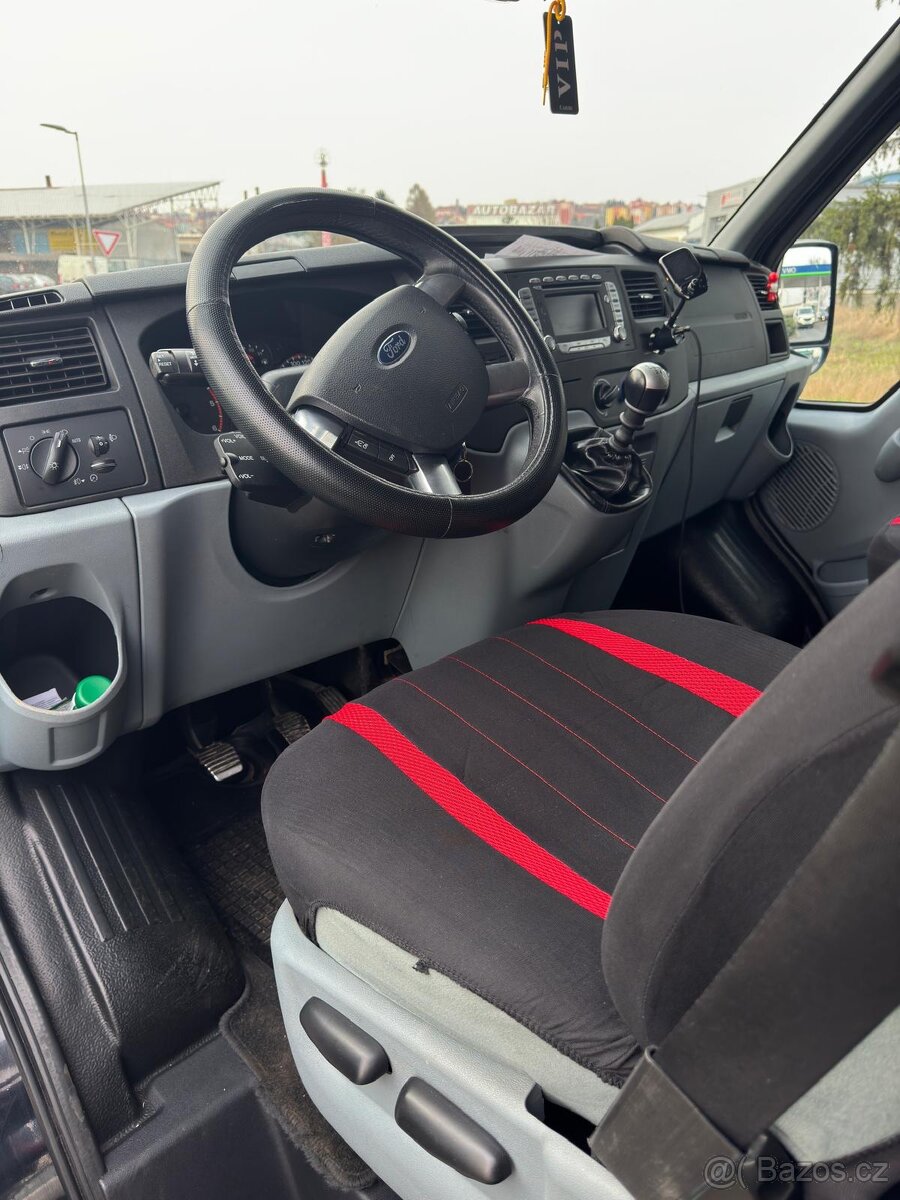 Ford-Transit Sport - 19