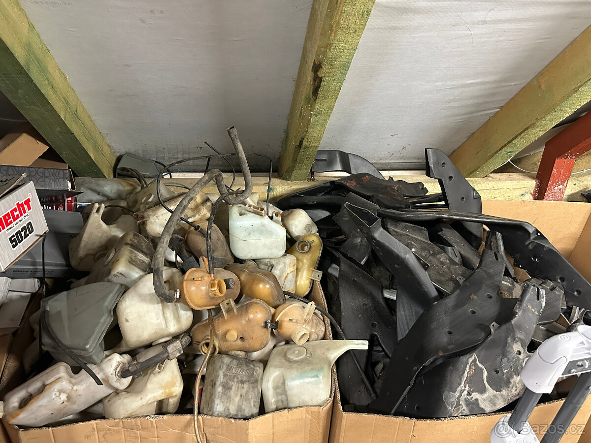 Prodám díly BMW E30,E28,E24,E32,E3,E21,E12 - 19