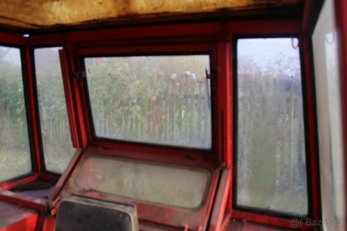 Zetor 6911 kabina kompletní pěkný stav - 19