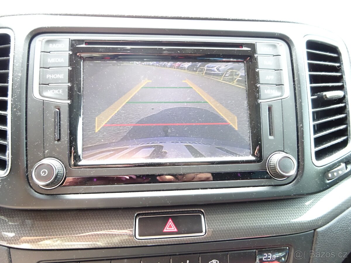 Volkswagen Sharan 2,0 TDI,garance km, 7 míst - 19