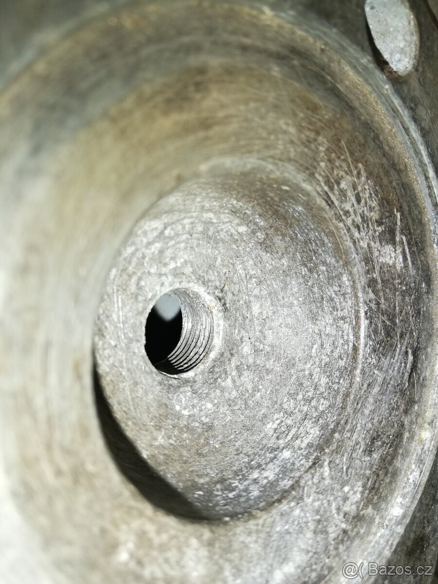 Šikmé hlavy Jawa californian 350 362 IV Bizon 633 první 634 - 19