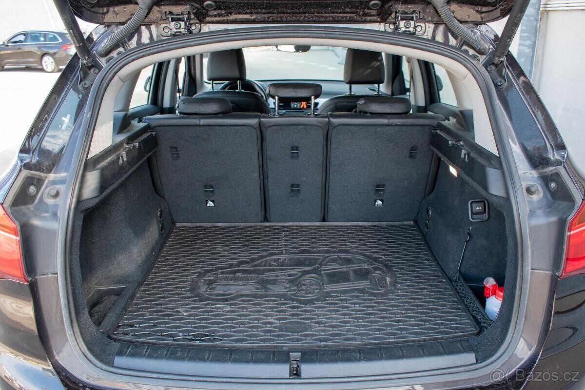 BMW X1 xDrive 20d 140kw A/T - 19