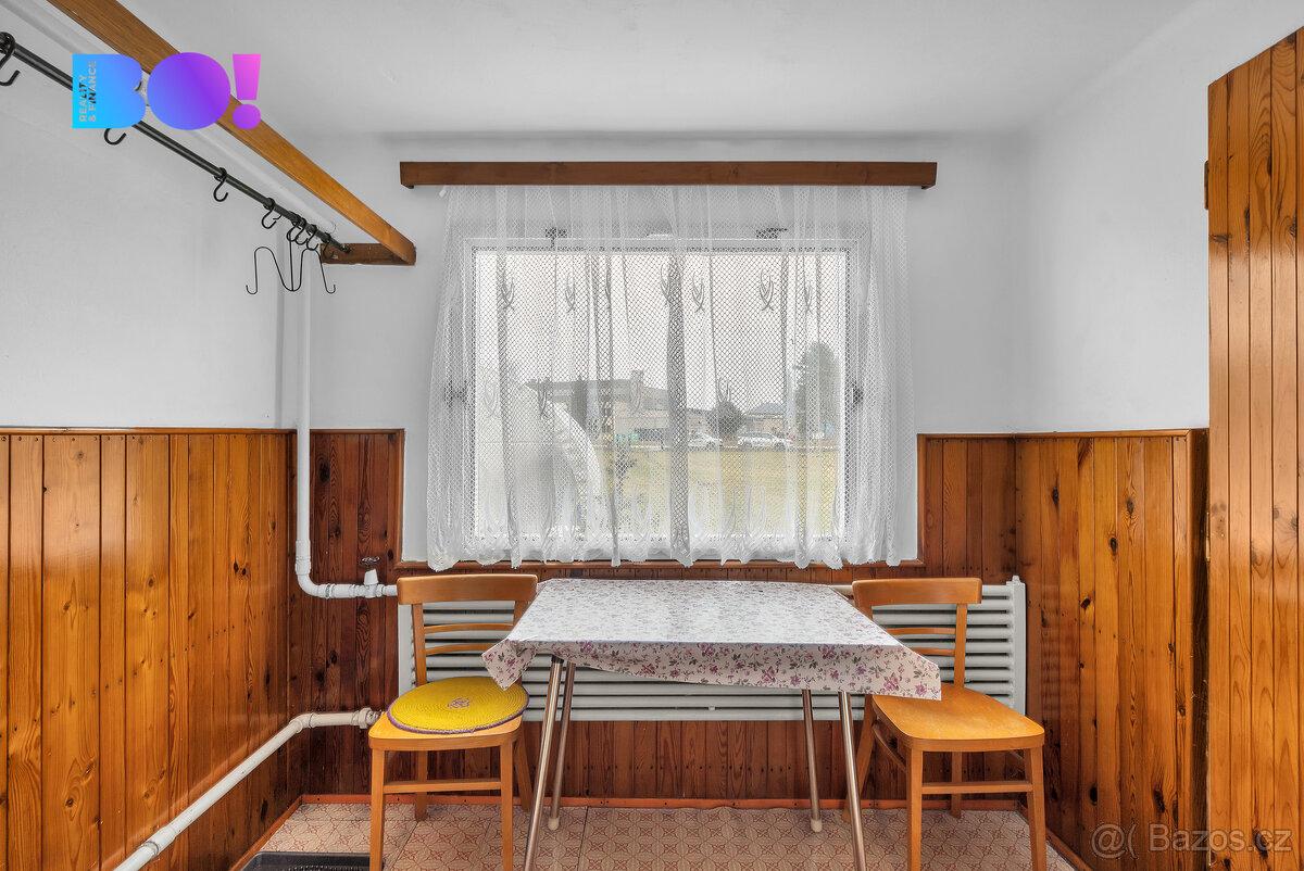 Prodej rodinného domu, 114 m2, pozemek 2068 m2, Za tratí, Tř - 19