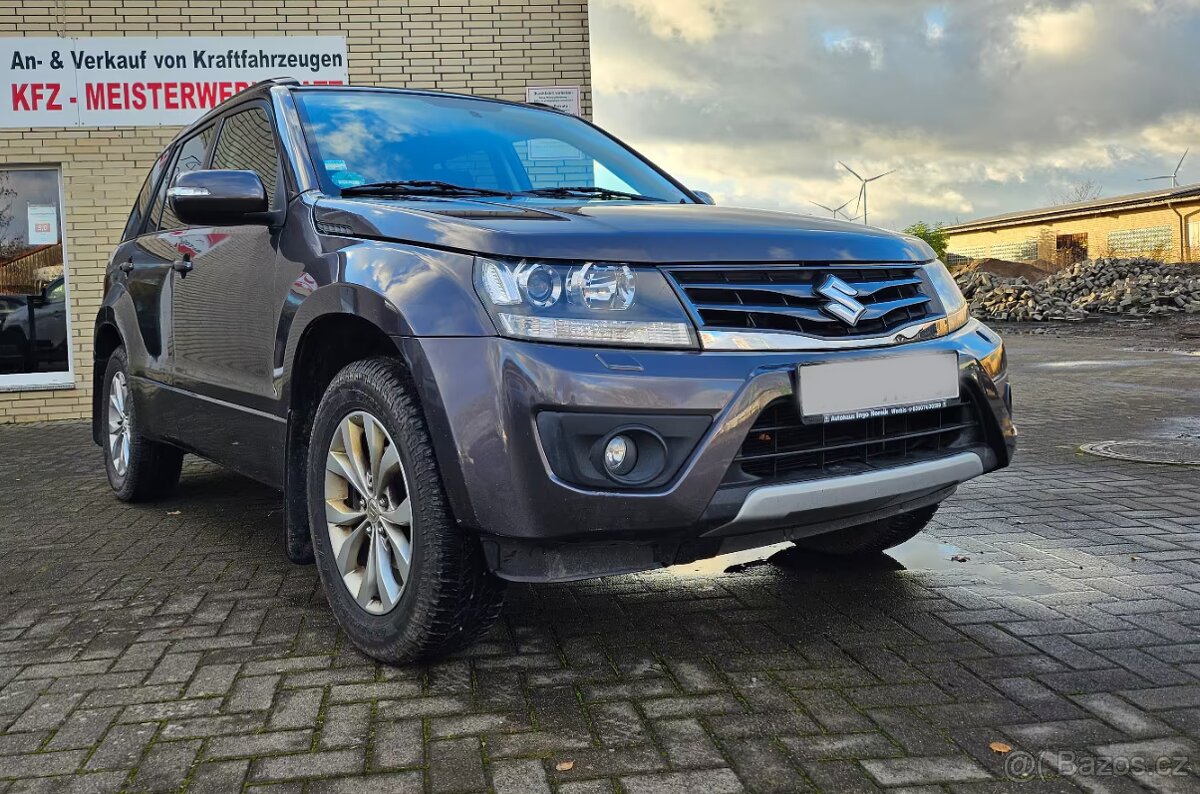 Suzuki Grand Vitara 2.4i Comfort benzín 124kw - 19