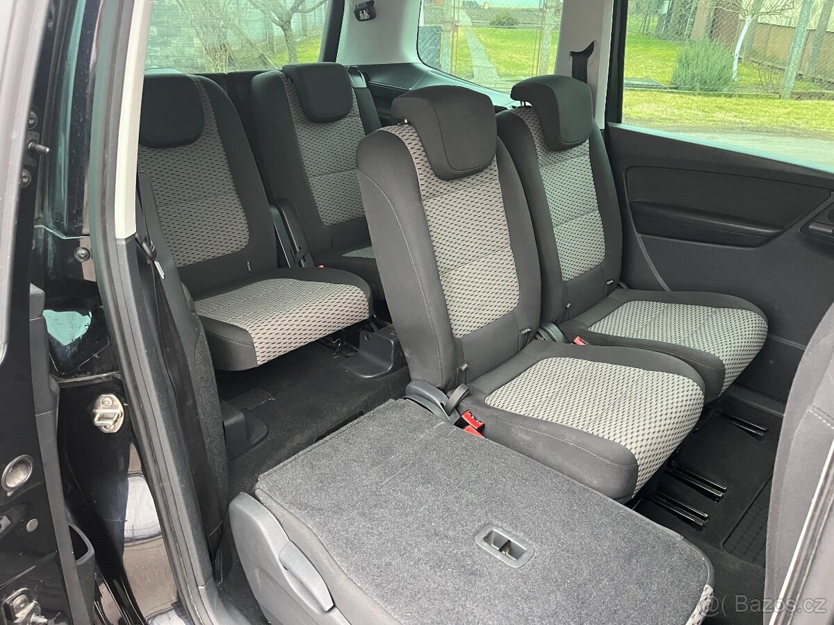 VW Sharan 2,0 TDi Bluemotion - 19