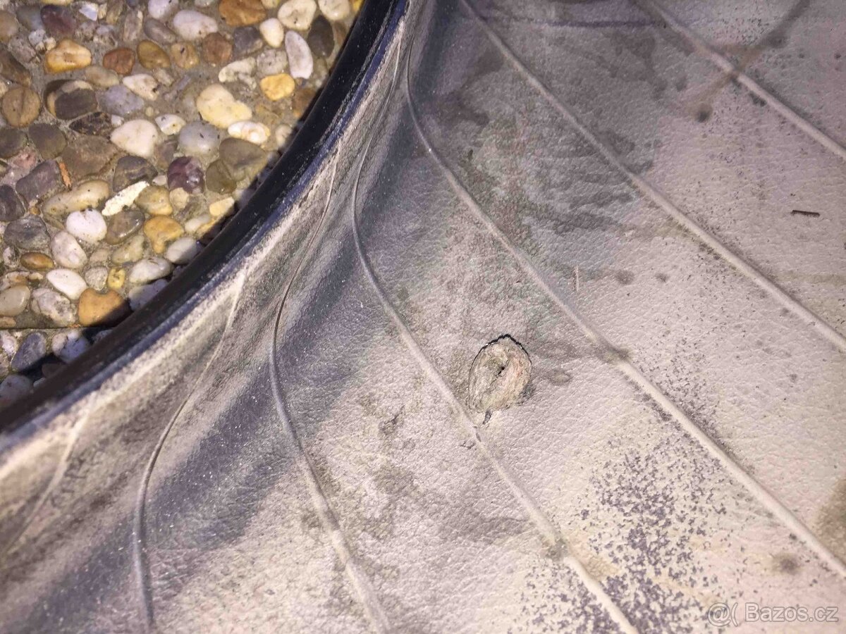 4ks zimní pneu BF Goodrich 215/40/17 87V DOT xx17 - 19