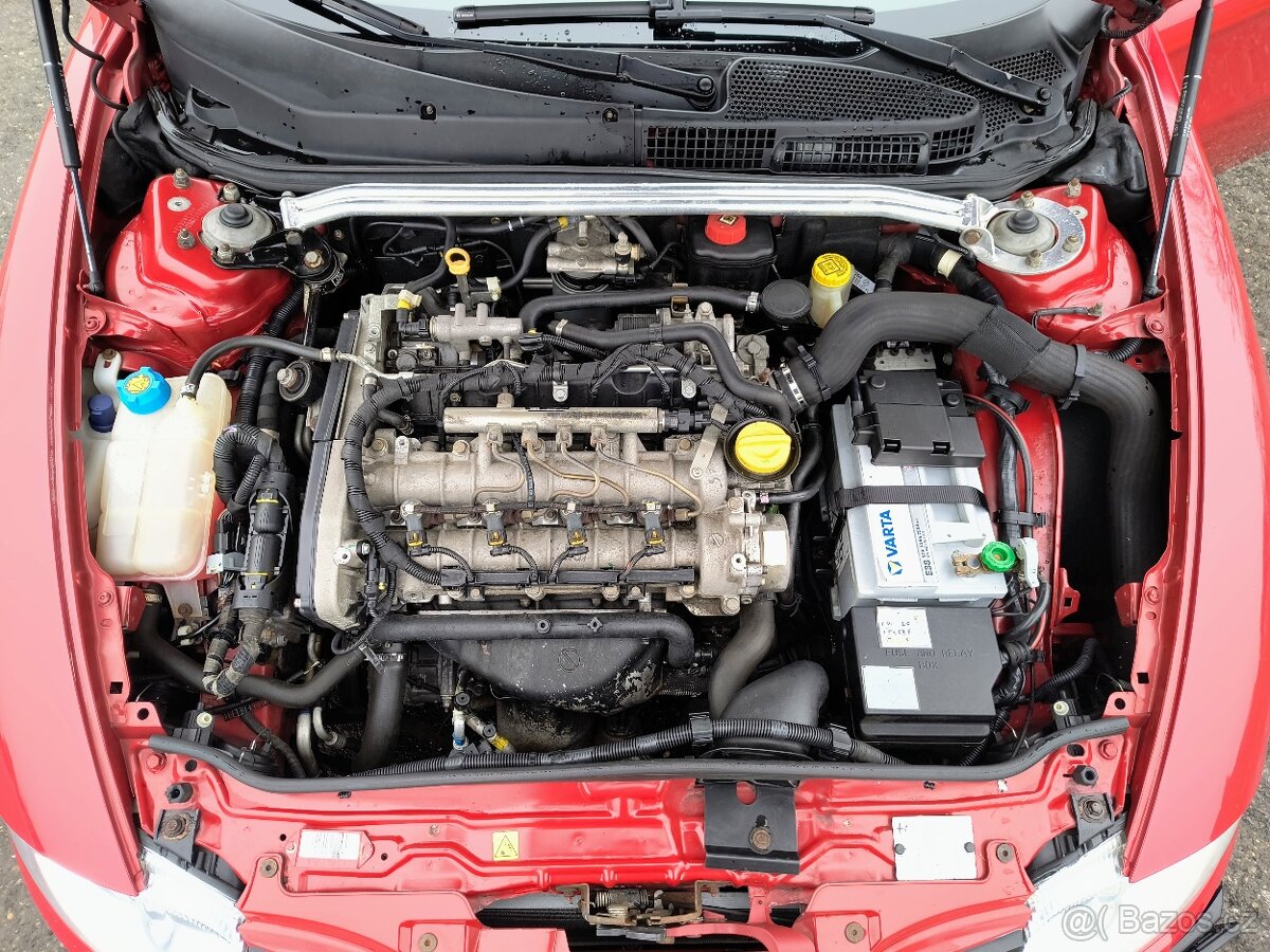 Alfa Romeo GT 1.9jtd 110KW COLLEZIONE - 19