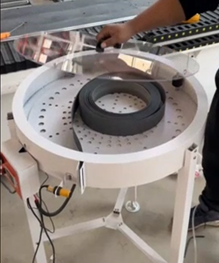 Profi Olepovačka oblých hran s finálním ořezem. - 19