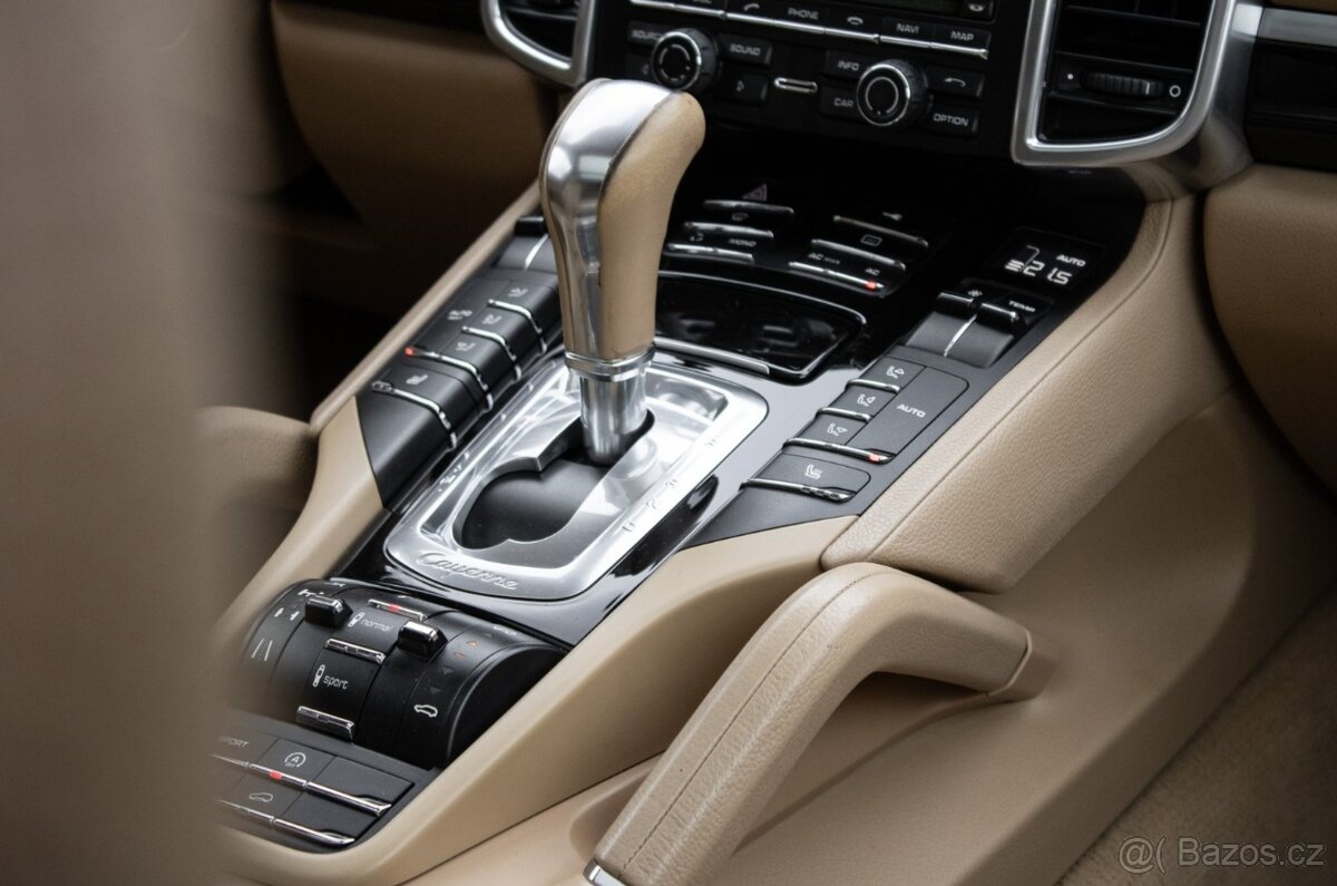 Porsche Cayenne S 3,0 176kw - 19