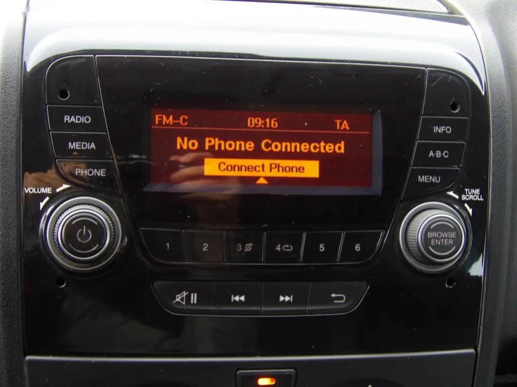 Peugeot Boxer, L2H2, 2,0 130k 6 míst - 19