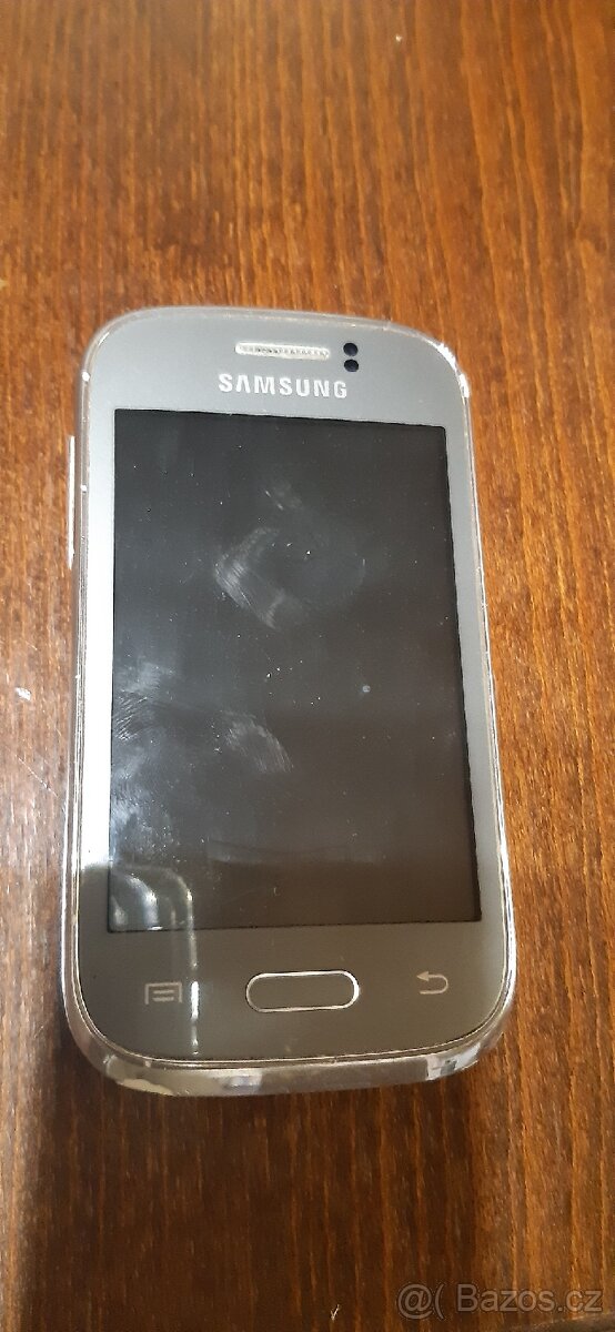 Retro telefony + Hodinky + tlačítkový telefon NOKIA - 19