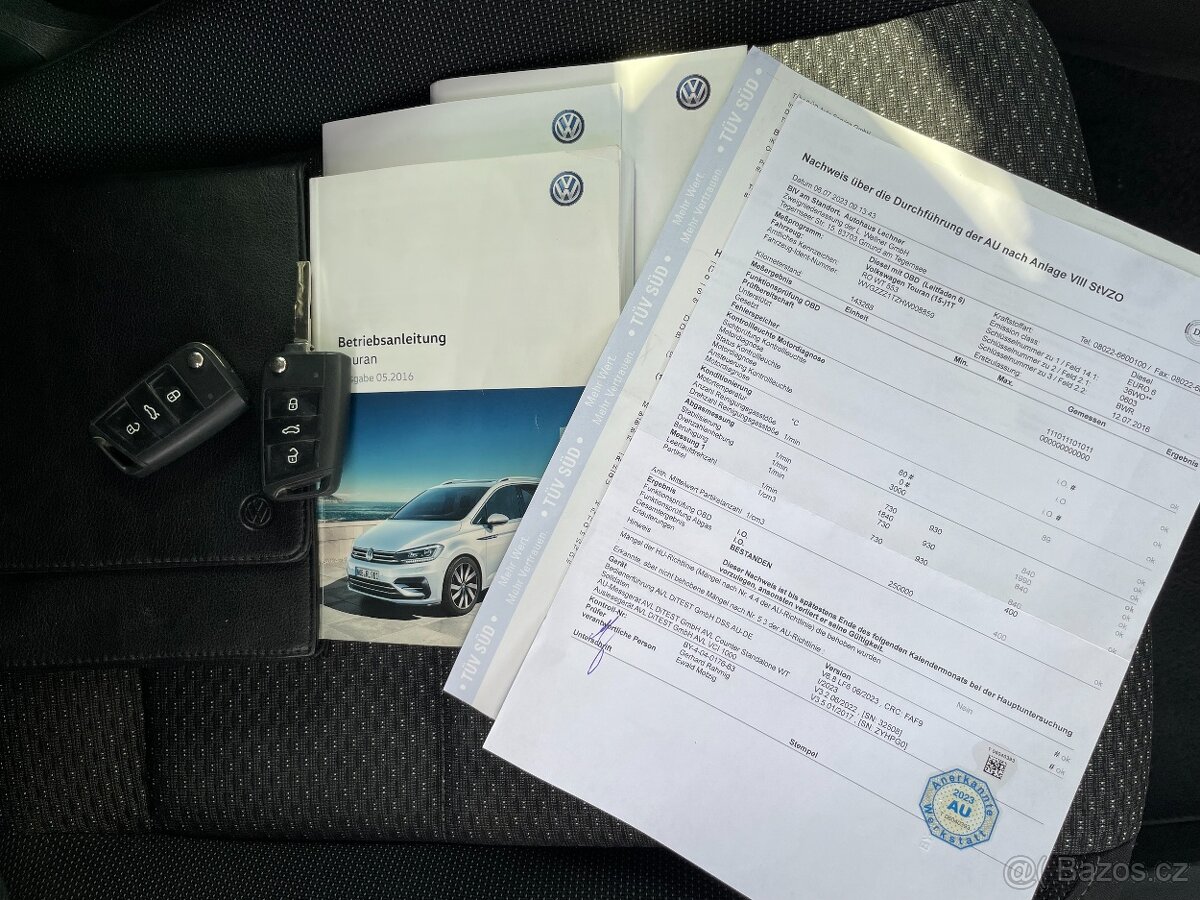 VW Touran 2.0 TDi Serviska, ALU, Senzory - 19