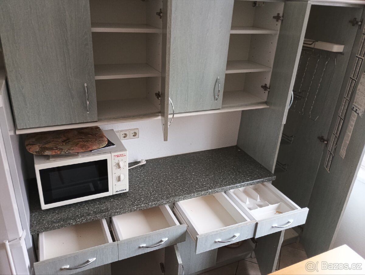 Velká Kuchyňská linka 6-7 metrů - 19