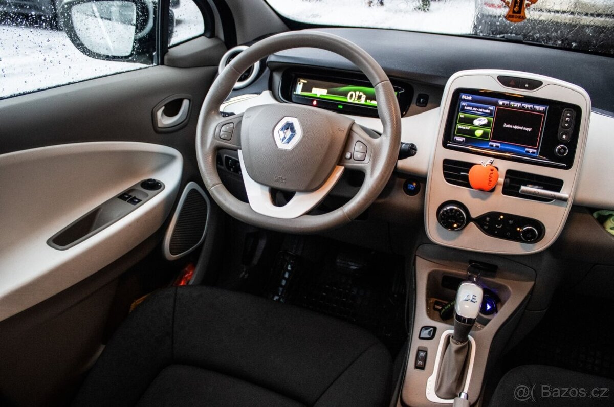 Renault Zoe 2016, 65kW - 19