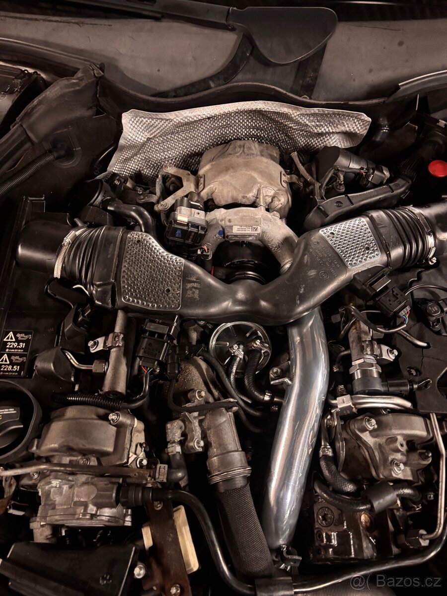 Mercedes Benz C320cdi 165kw Avantgarde MANUÁL - 19