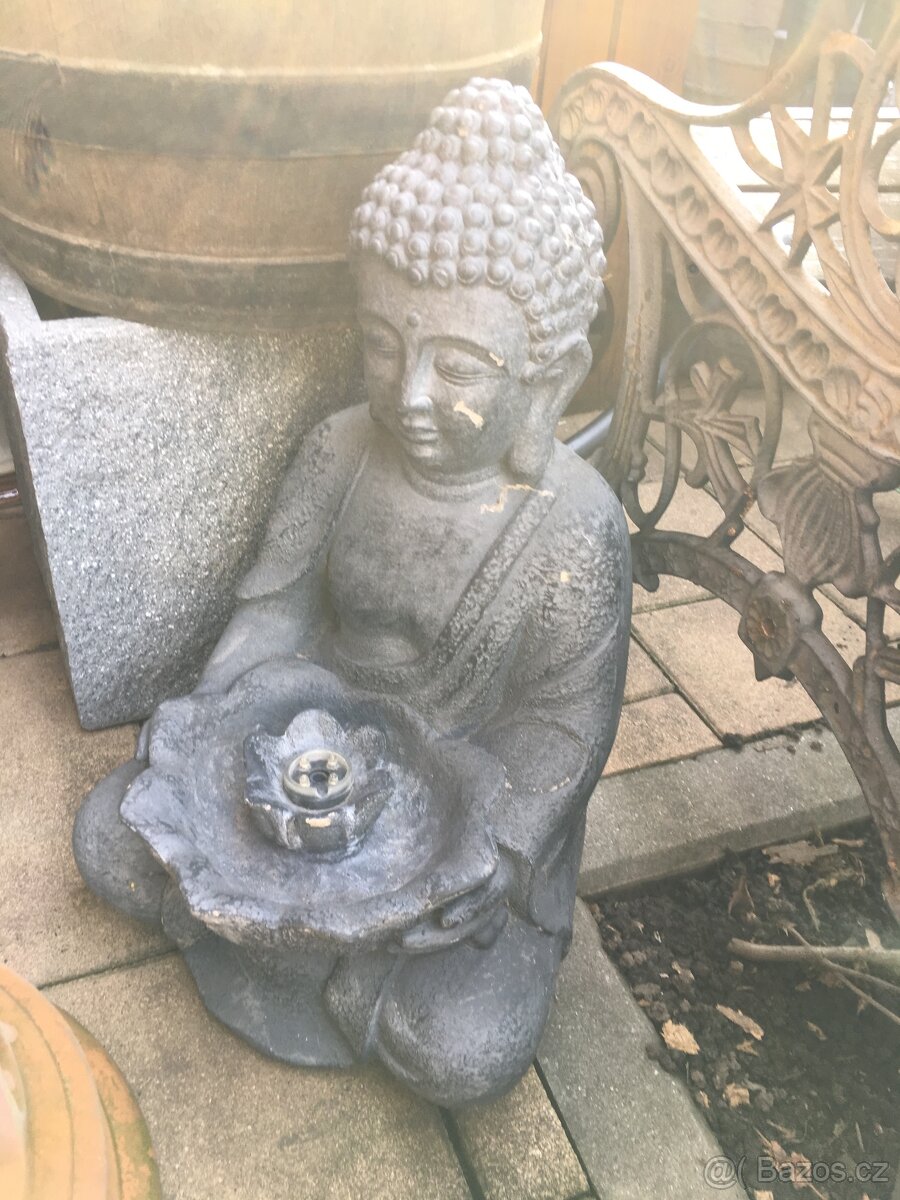 Zahradni stolek - 19