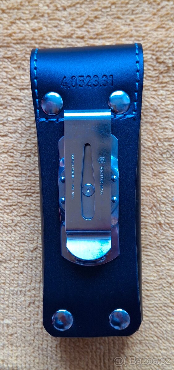 PREDÁM PRODUKTY VICTORINOX - 19