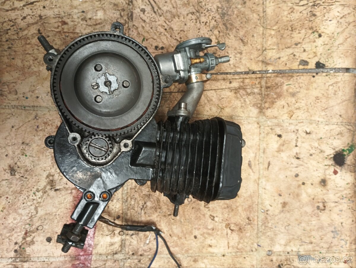 Motokolo 100ccm + díly - 19