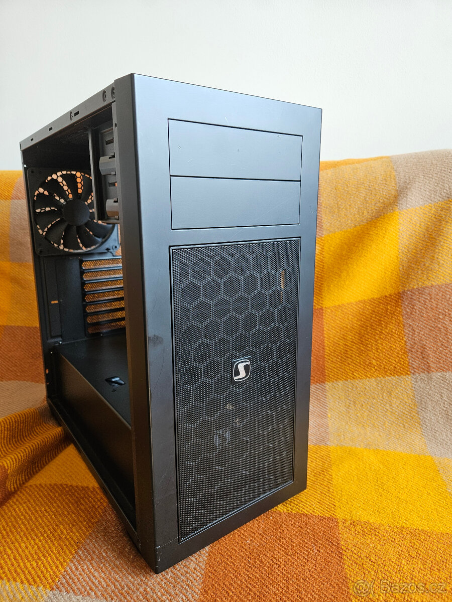 SilentiumPC Aquarius M60W Pure Black - 19